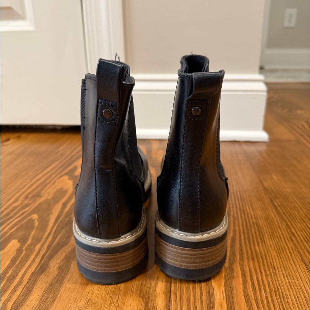 Target Universal Thread Leather Ankle Boots Waterproof - Picture 4 of 4